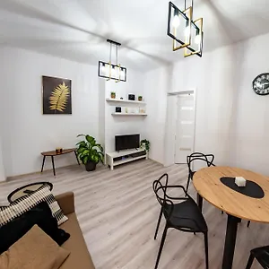 3 Maja Apartament Warszawa