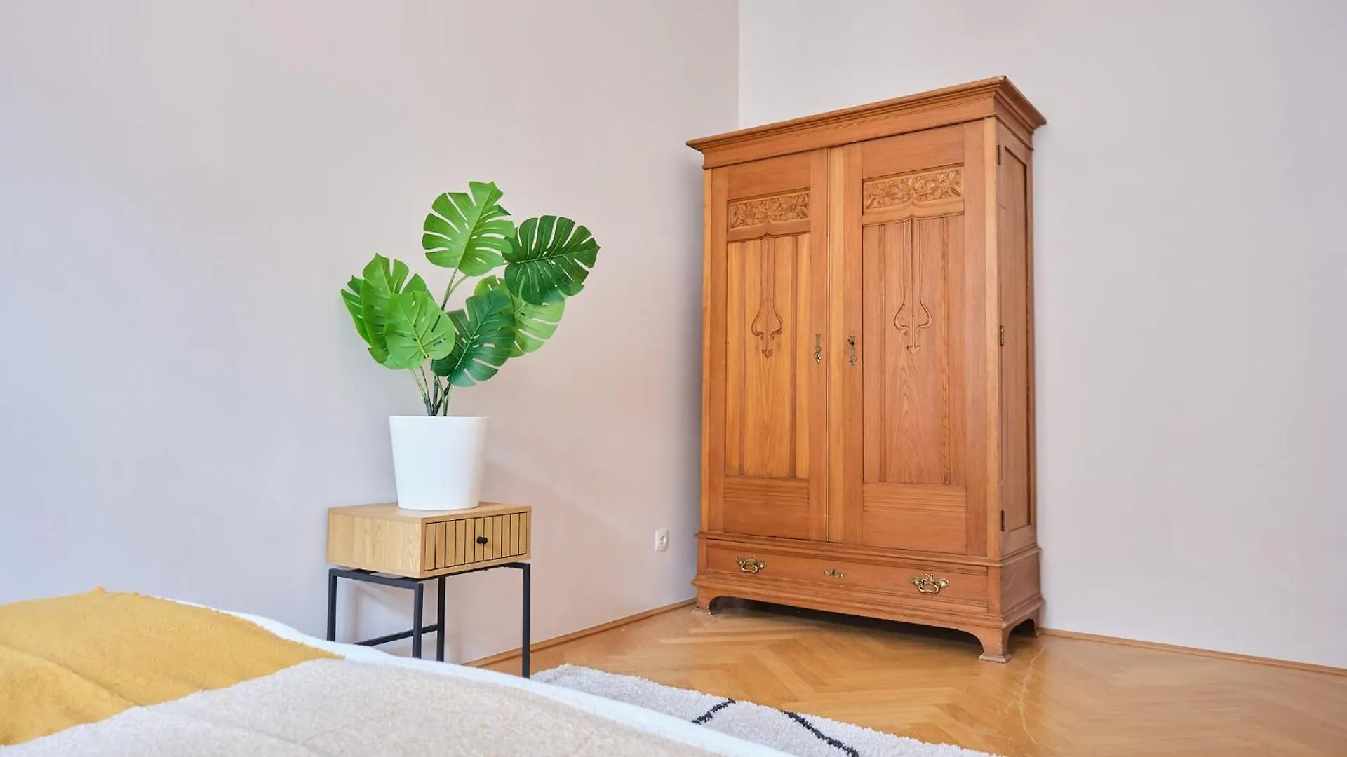 Chic Apartment - Near U3 Metro Vienna
