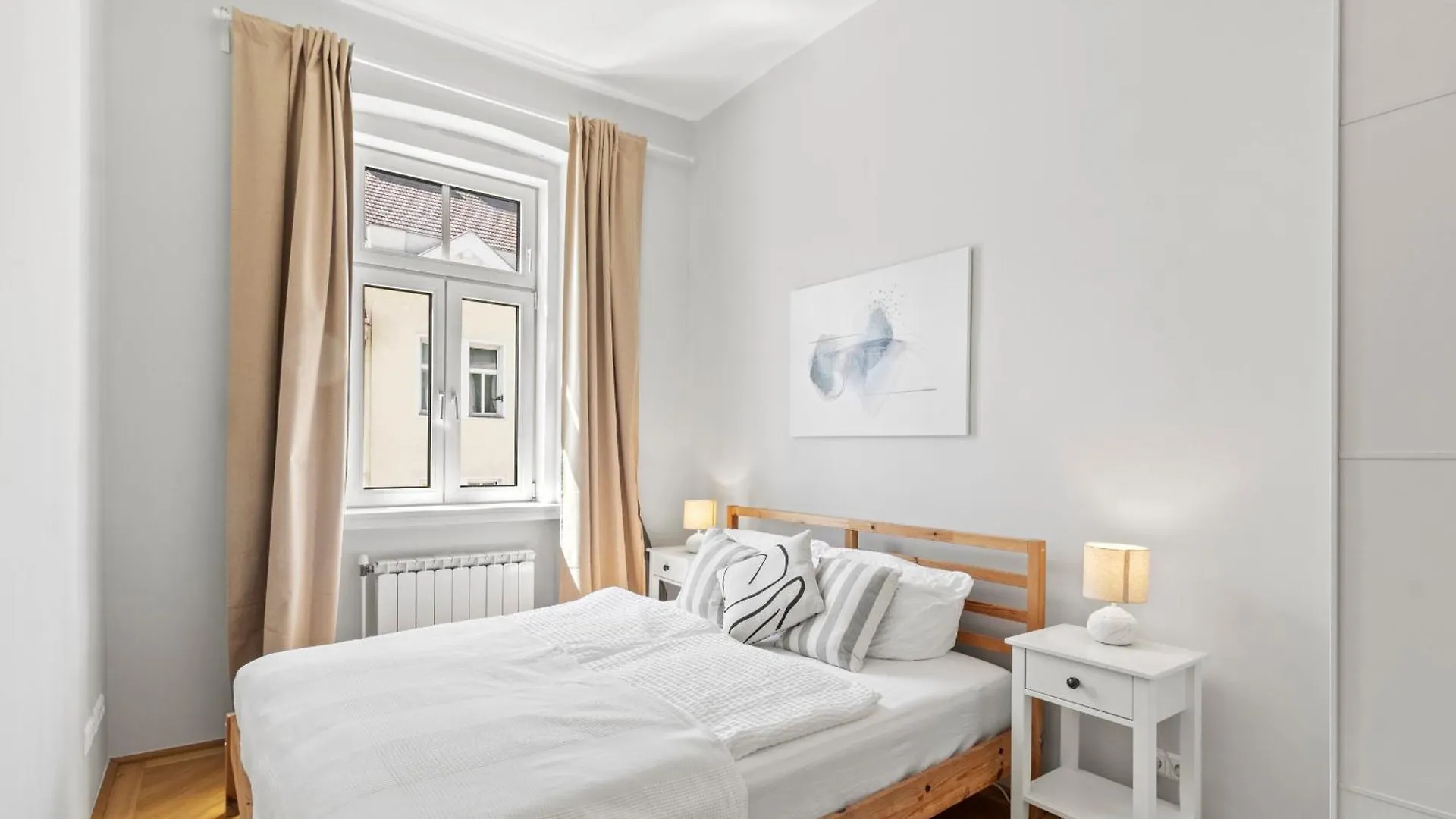 Chic Apartment - Near U3 Metro Vienna 0*,  Austria