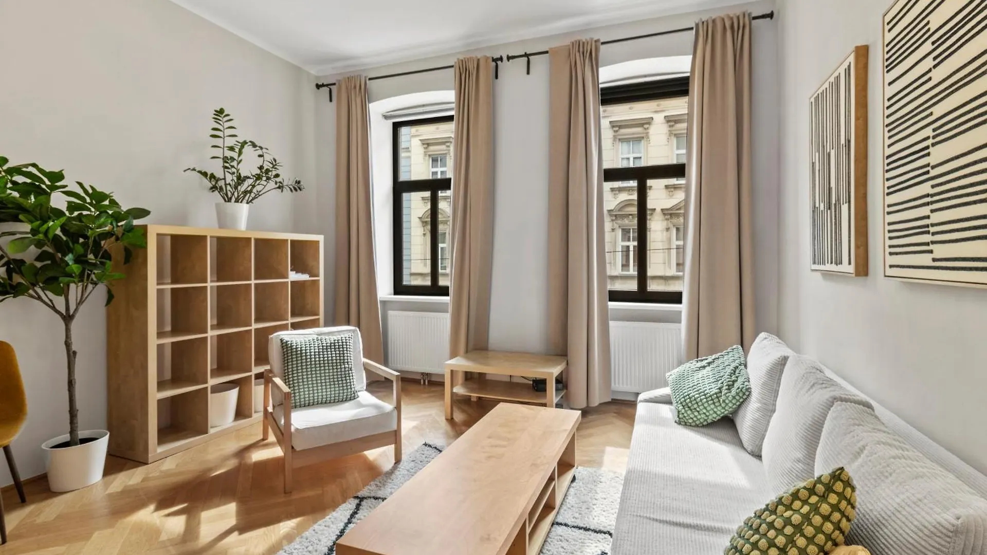 Chic Apartment - Near U3 Metro Vienna 0*,