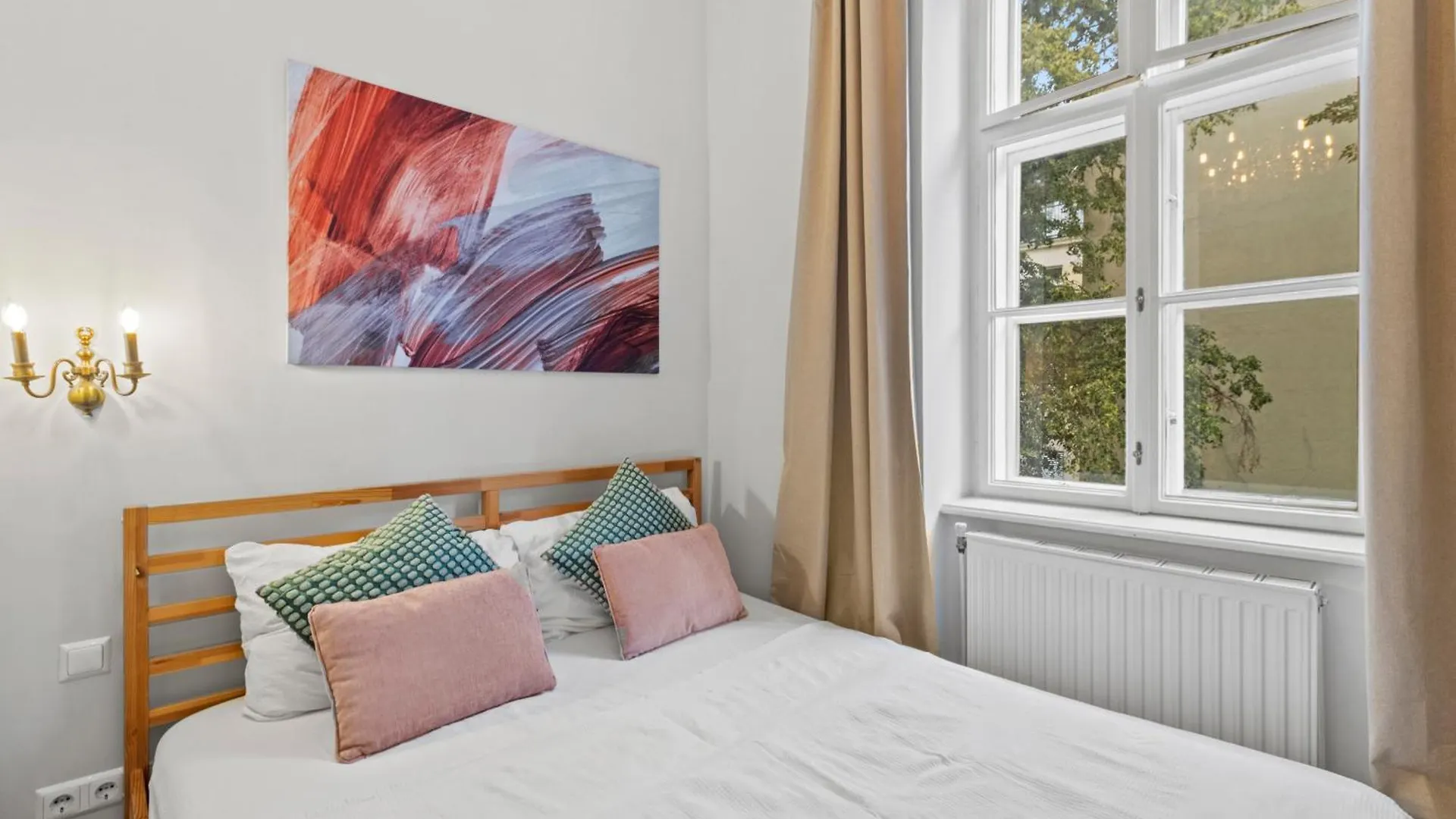 Chic Apartment - Near U3 Metro Vienna