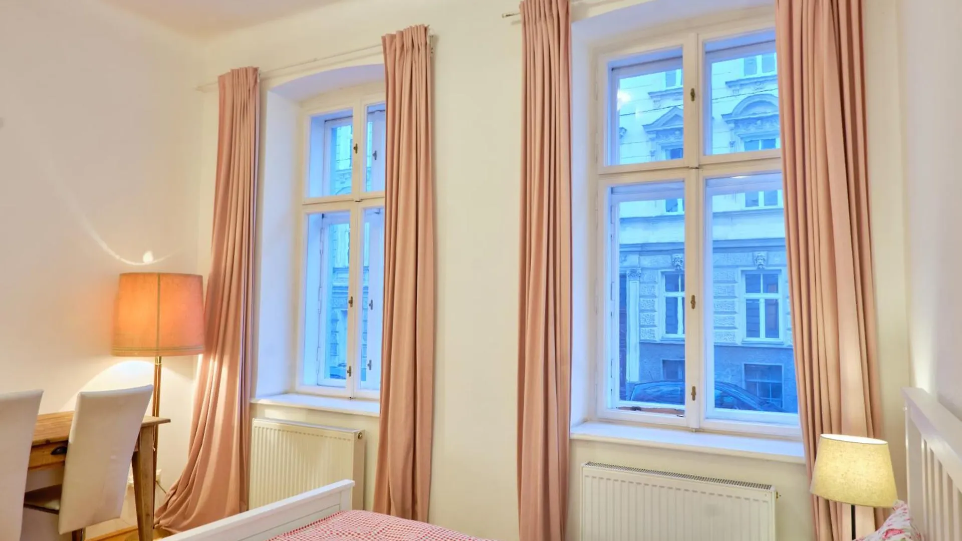 Chic Apartment - Near U3 Metro Vienna 0*,