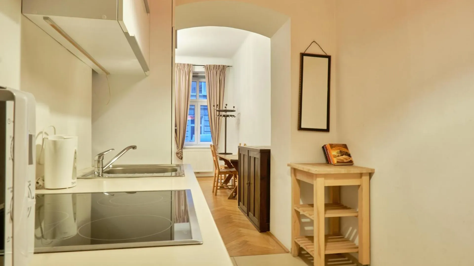 Chic Apartment - Near U3 Metro Wiedeń