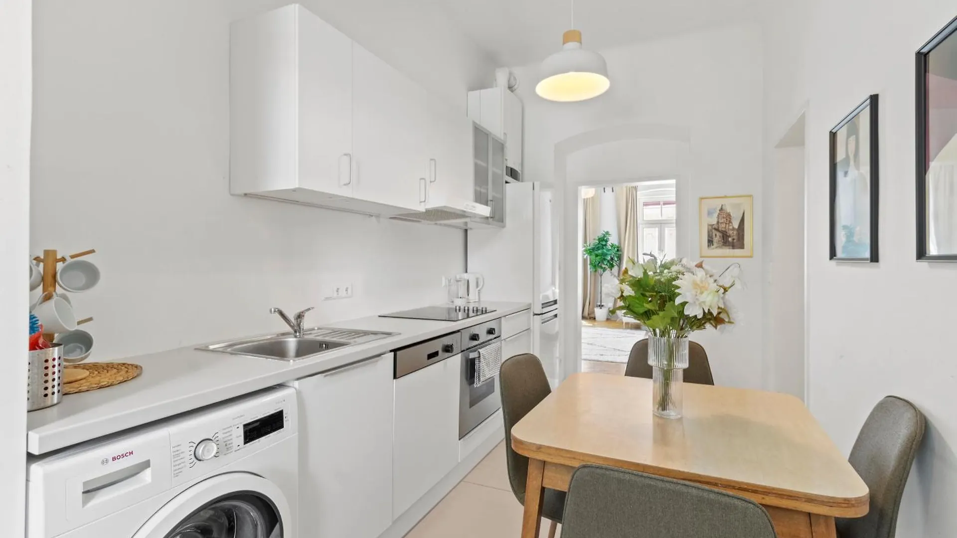 Chic Apartment - Near U3 Metro Vienna Austria
